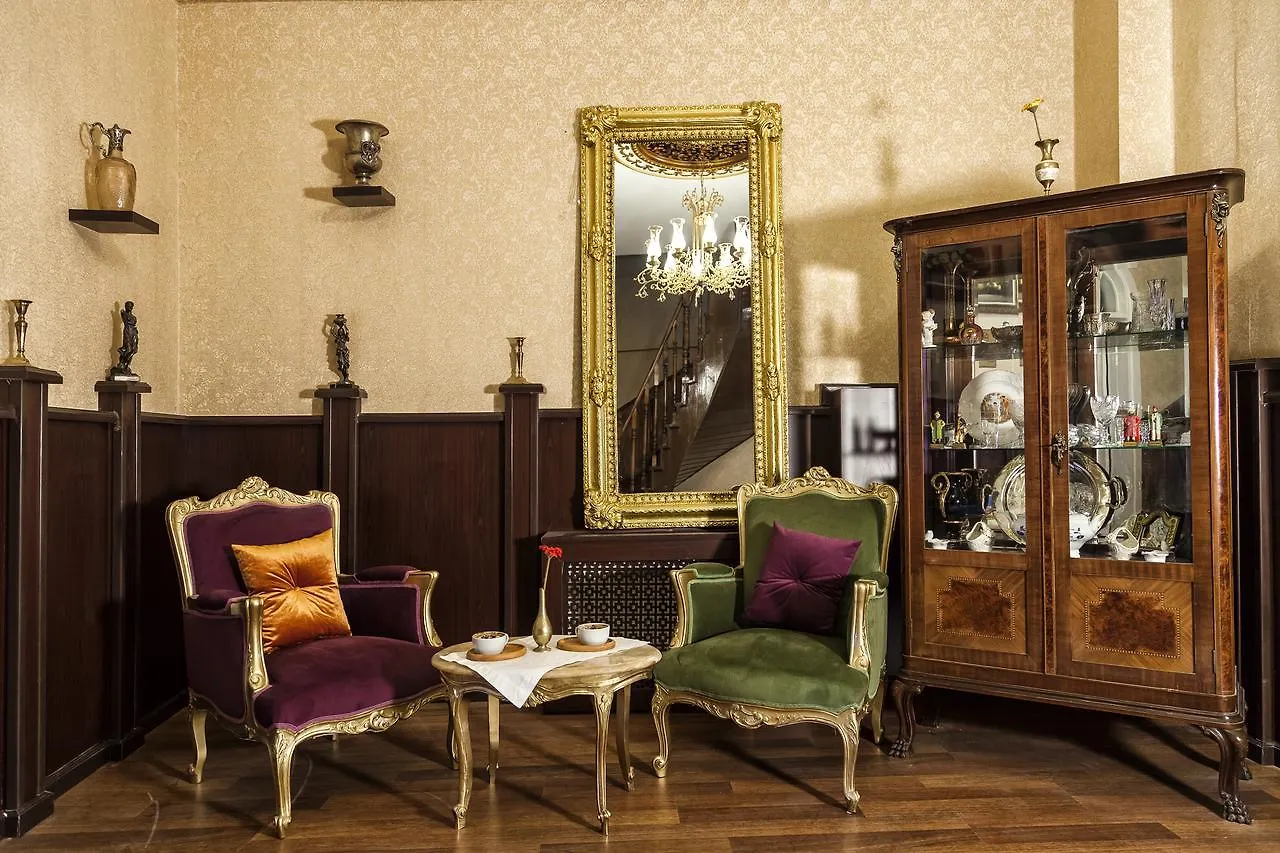 Beyaz Kosk Hotel Istanbul 2*,