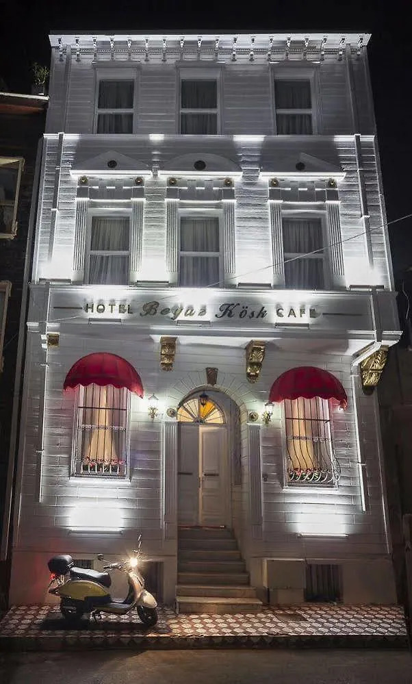 Beyaz Kosk Hotel Istanbul 2*,